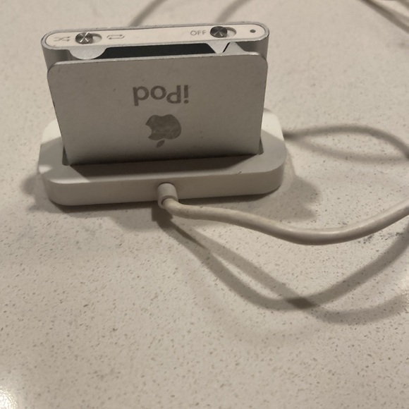 Mini iPod - Picture 3 of 4